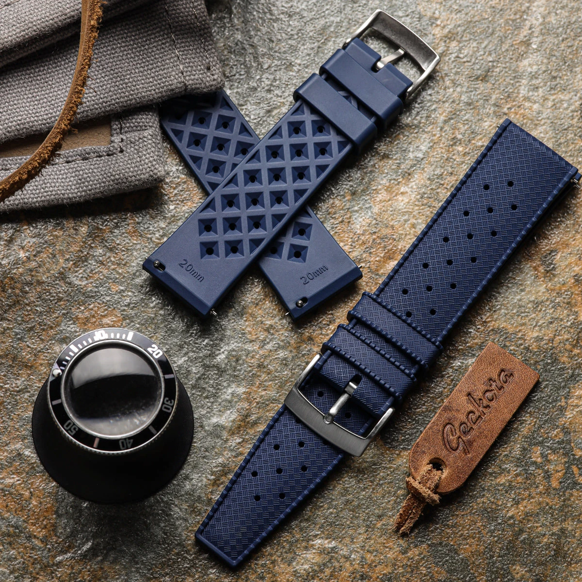 Classic Vintage Style Rubber Watch Strap - Deep Sea Blue - Image 3