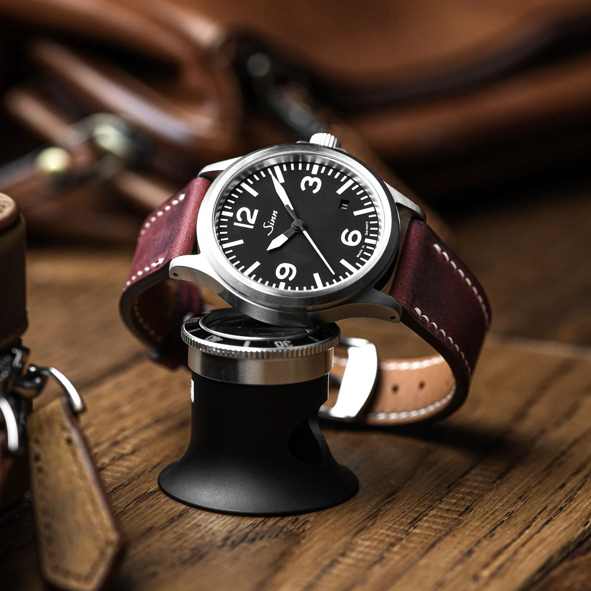 Hanley Crazy Horse Leather Watch Strap - Bordeaux - Image 2