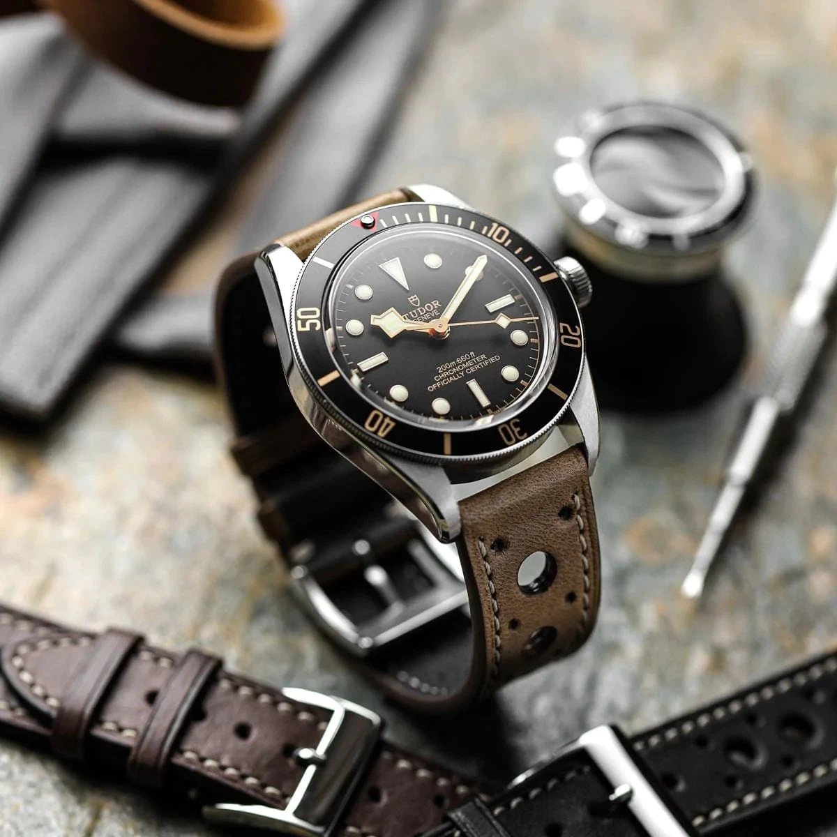 Boutsen Cavallo Racing Handmade Leather Watch Strap - Taupe - Image 4