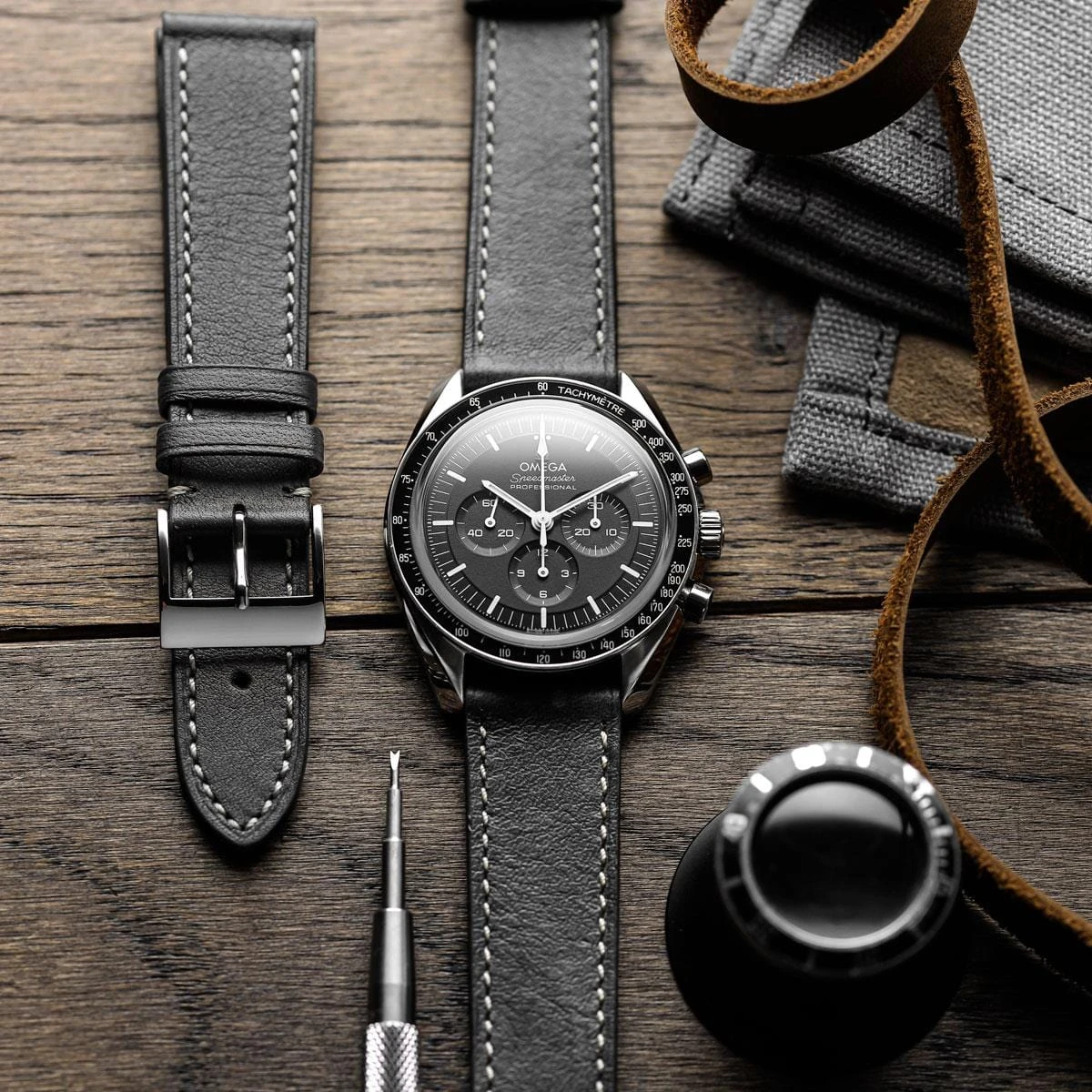 Rochefort Flat Patina Calf Leather Watch Strap - Platinum - Image 2