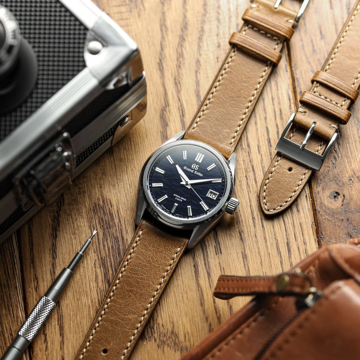 Leuven Cavallo Flat Handmade Horse Leather Watch Strap - Beige - Image 5