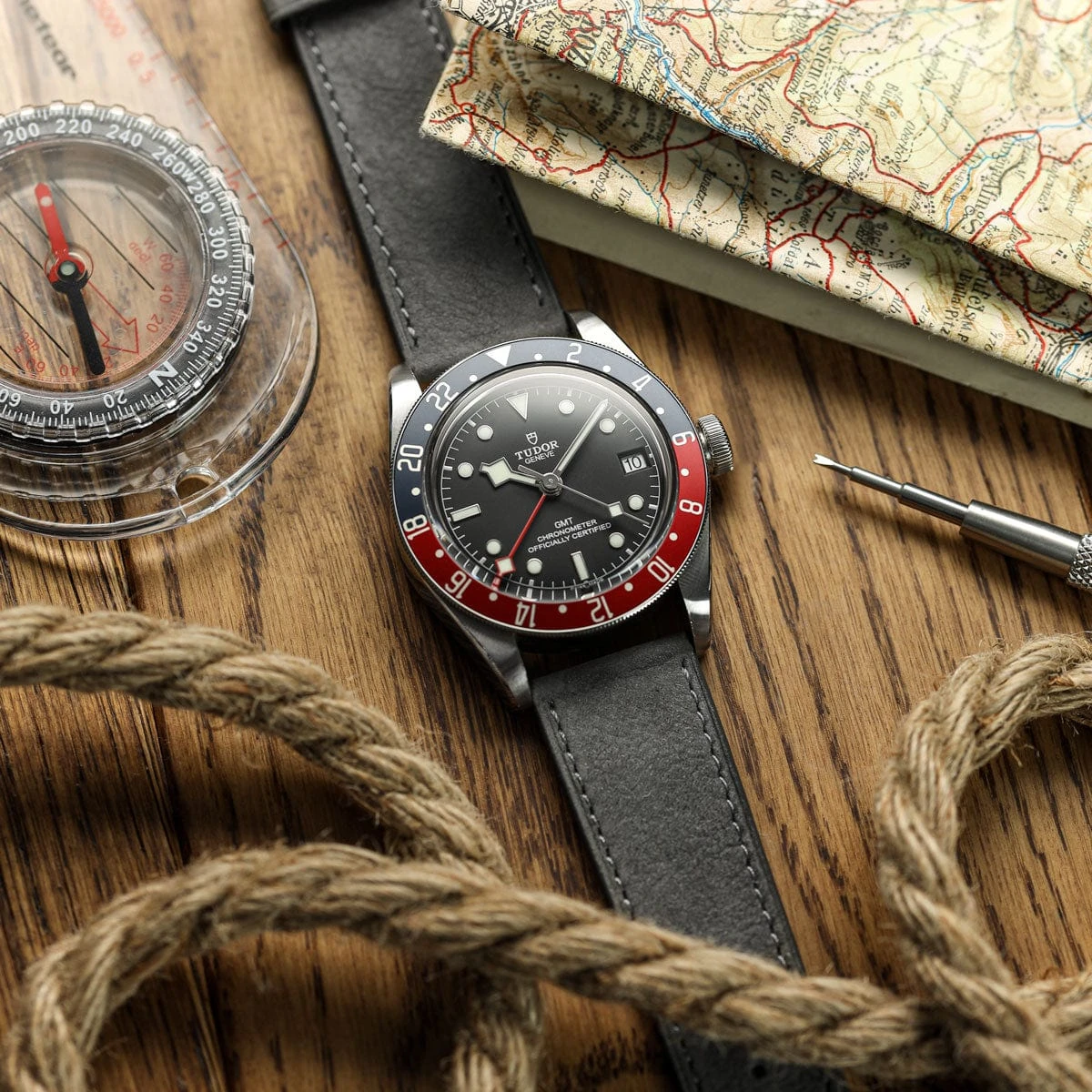 Mozet Flat Nubuck Handmade Leather Watch Strap - Grey - Image 2