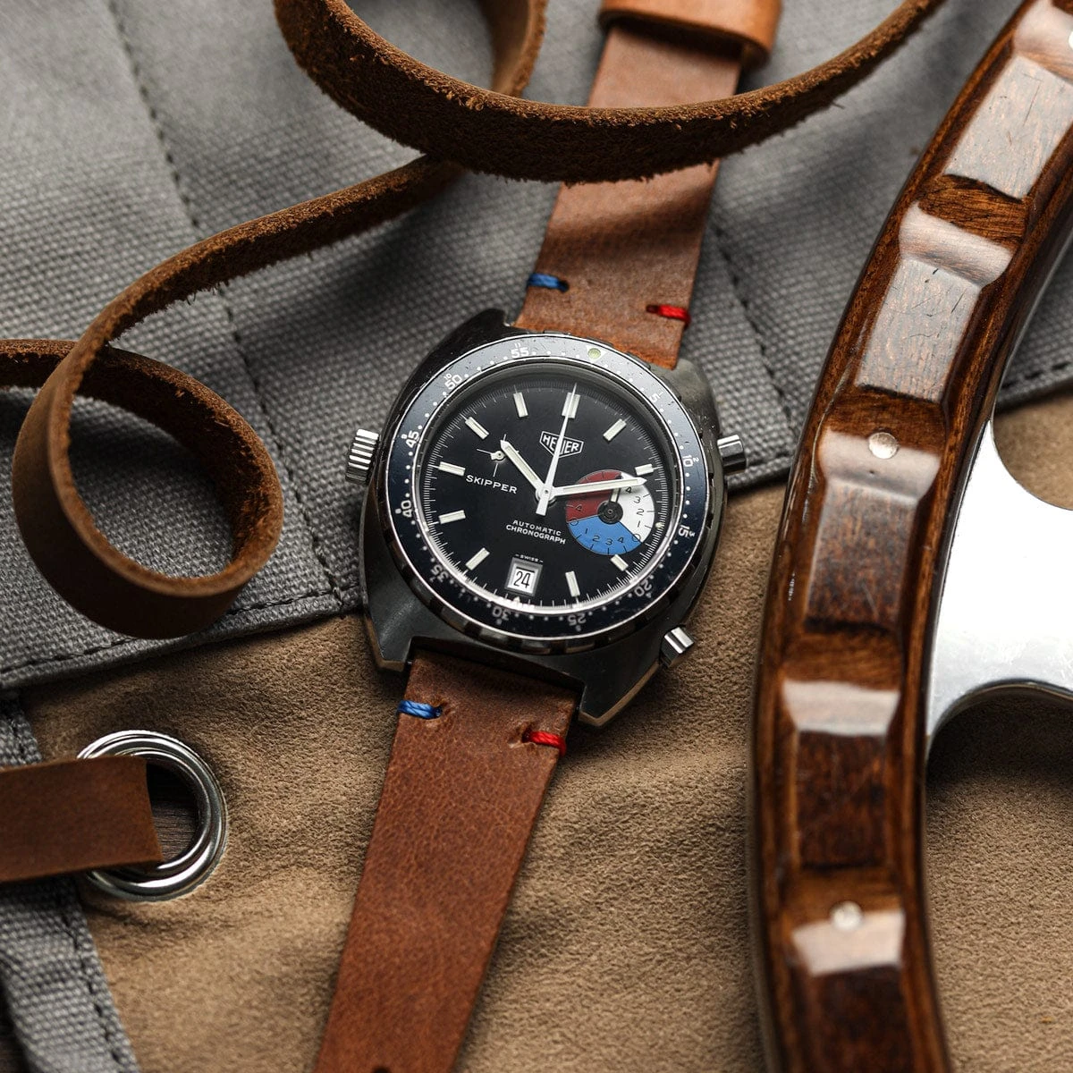 Simple Handmade Italian Leather Watch Strap - Light Brown Pepsi Stitch - Image 5