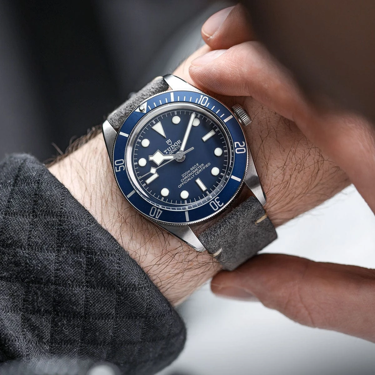 Stanway Vintage V-Stitch Conceria Opera Suede Dress Watch Strap - Brown - Image 4