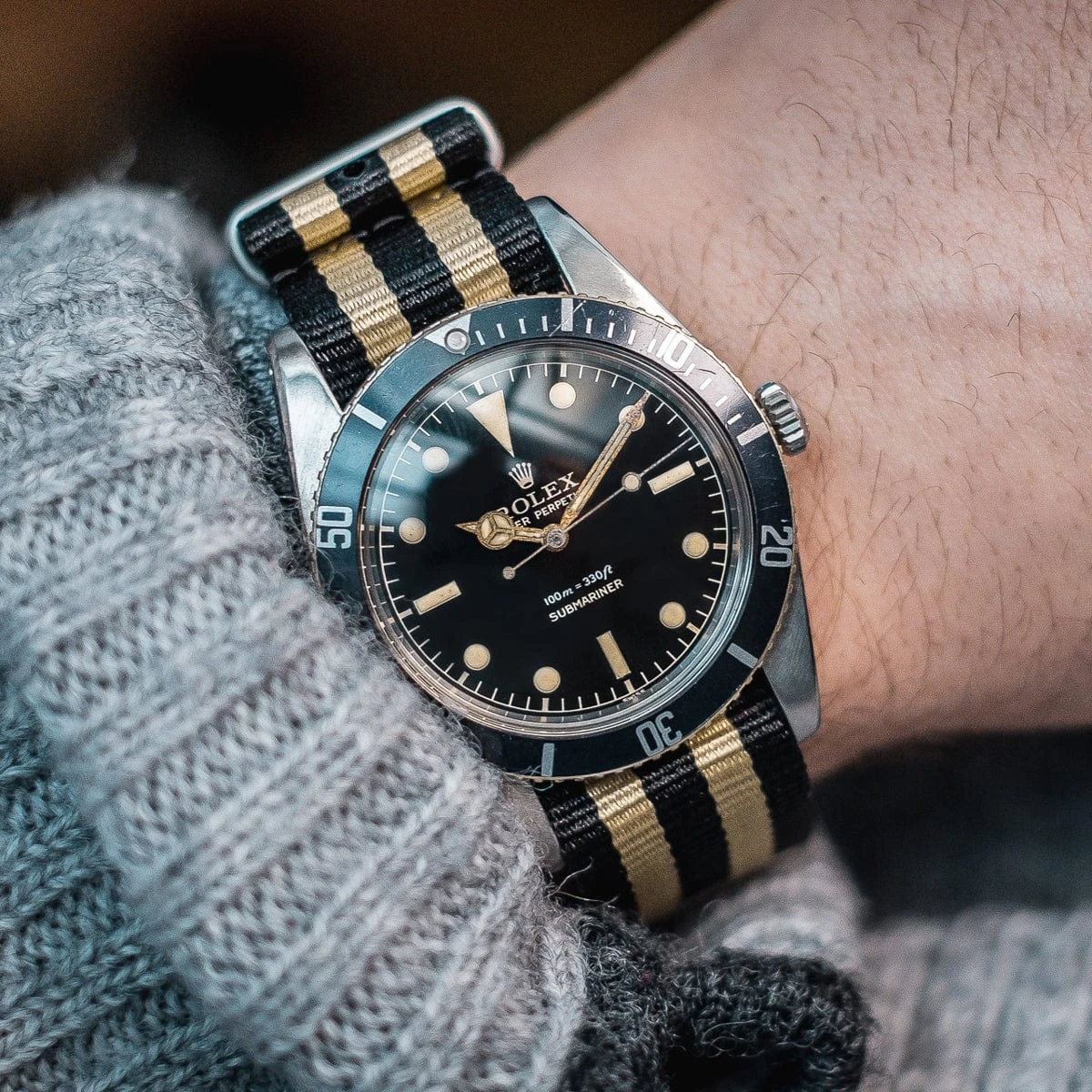 The Vintage Watch Company Military Watch Strap - Black & Gold / Gold - Image 4