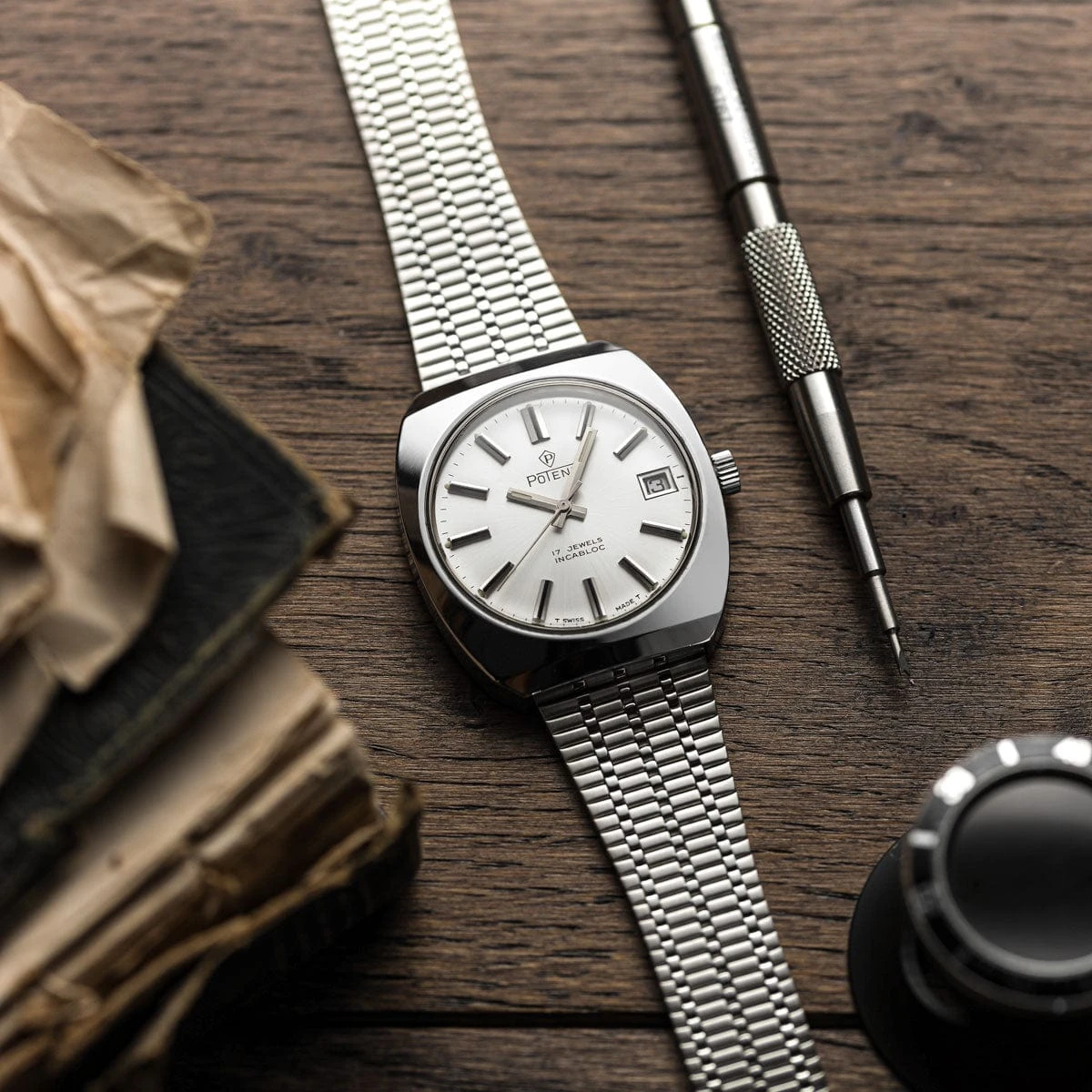 WatchGecko Classic Retro Stainless Steel Watch Strap - IP Black - Image 5