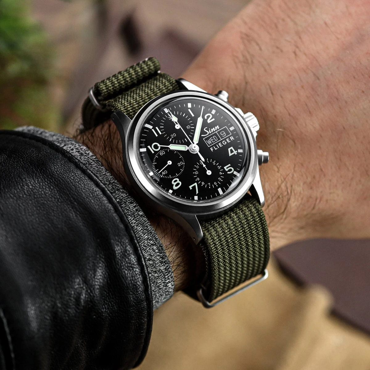 WatchGecko Ridge Military Nylon Watch Strap - Black & Beige - Image 10