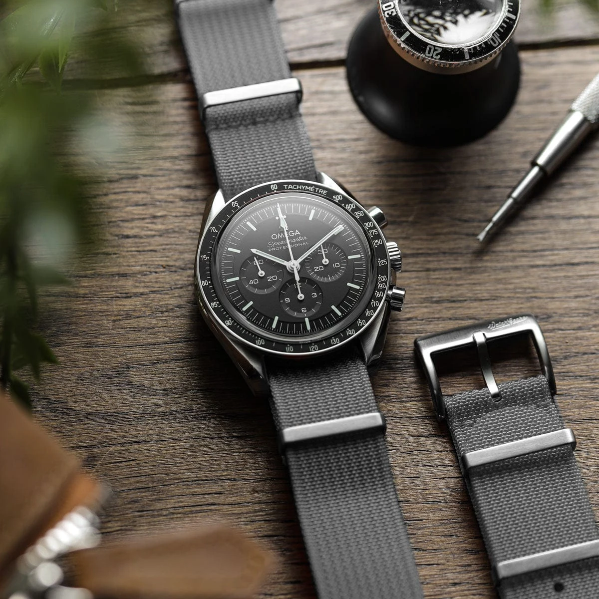 WatchGecko Ridge Military Nylon Watch Strap - Grey - Image 6