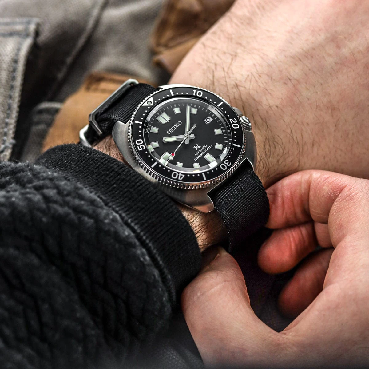 WatchGecko Signature Single Pass Military Nylon Watch Strap - Black - Image 3