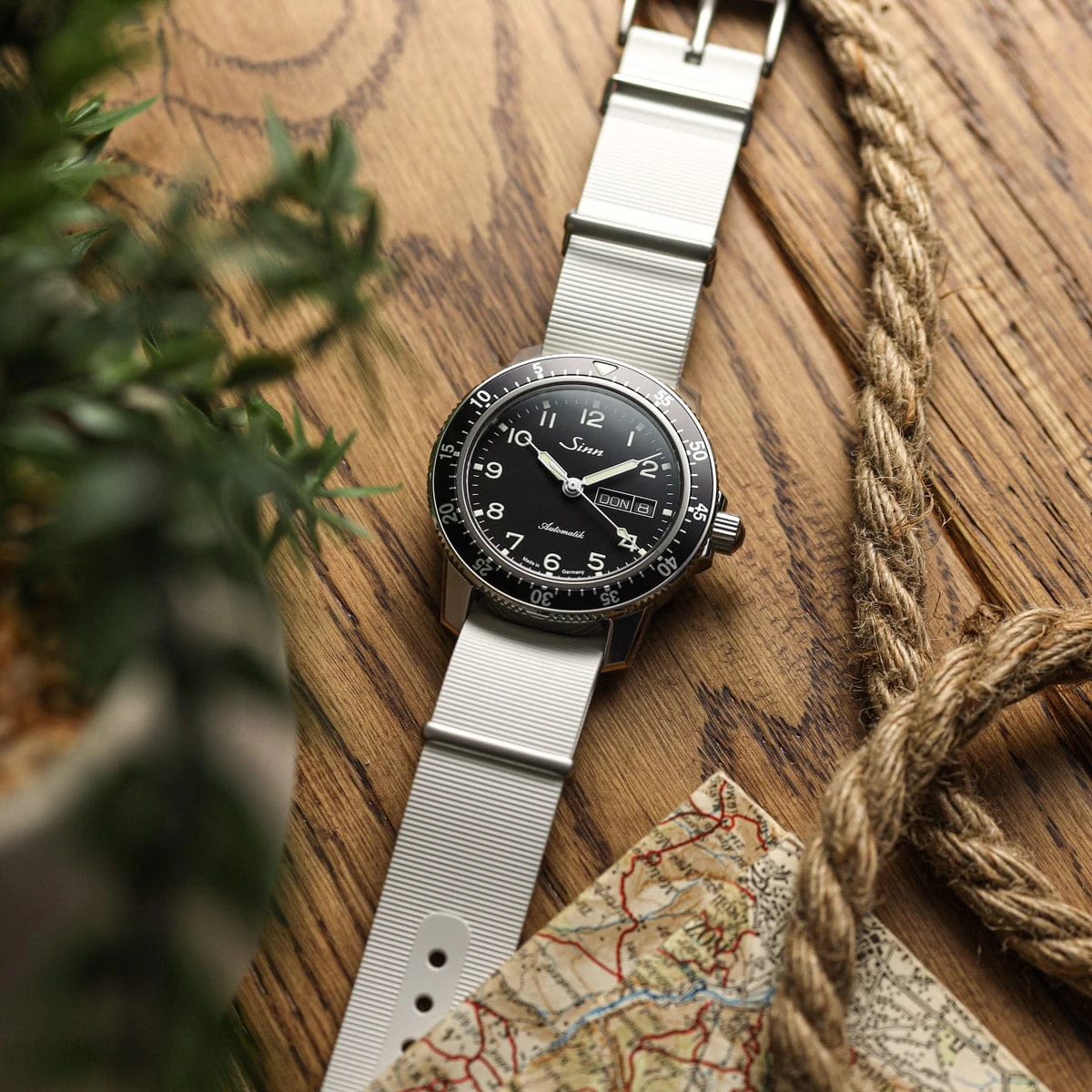 1973 British Military Watch Strap: 328 MARINE - Tactical - White - Image 4