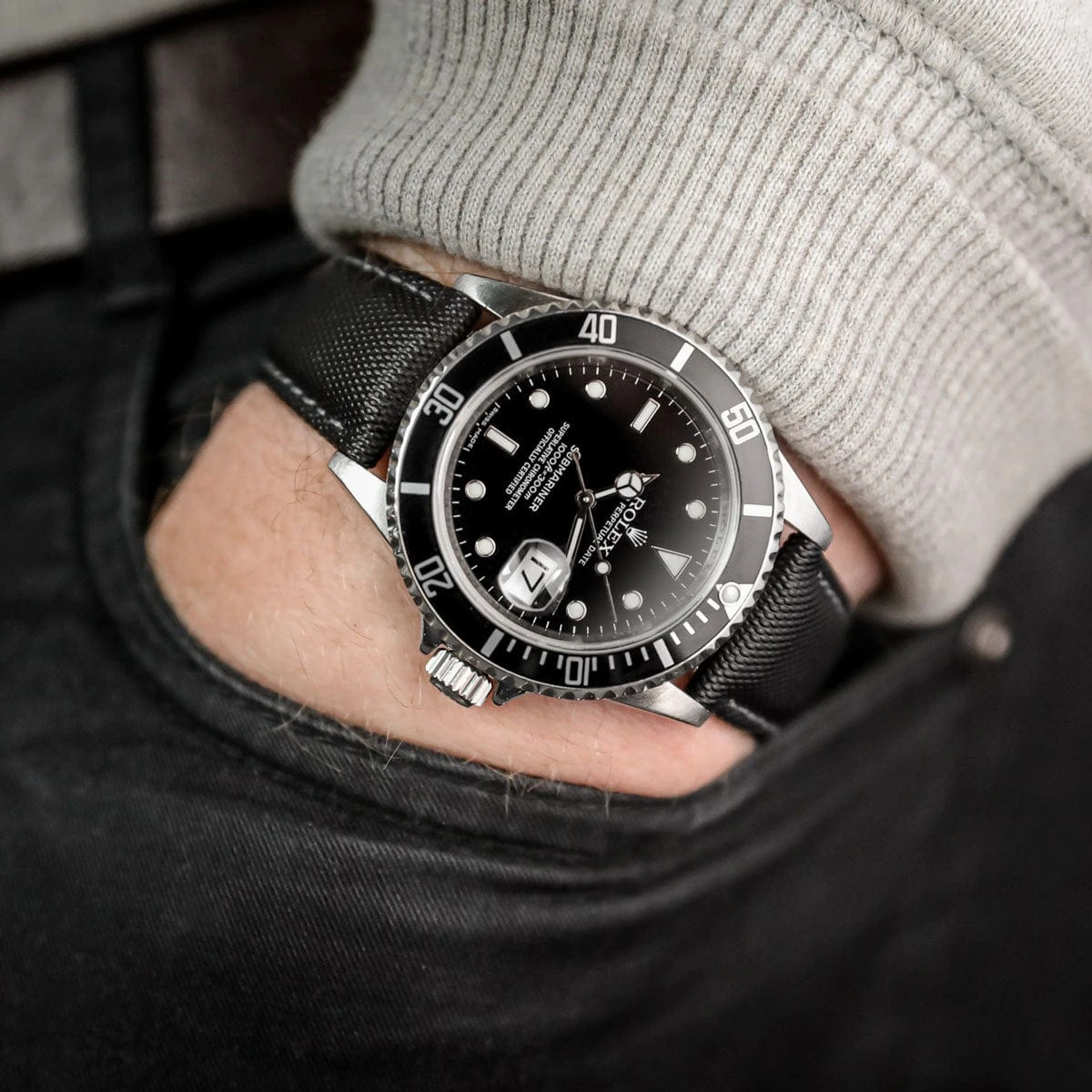 ZULUDIVER Mayday Sailcloth Padded Divers Watch Strap - Grey Stitching - Image 7