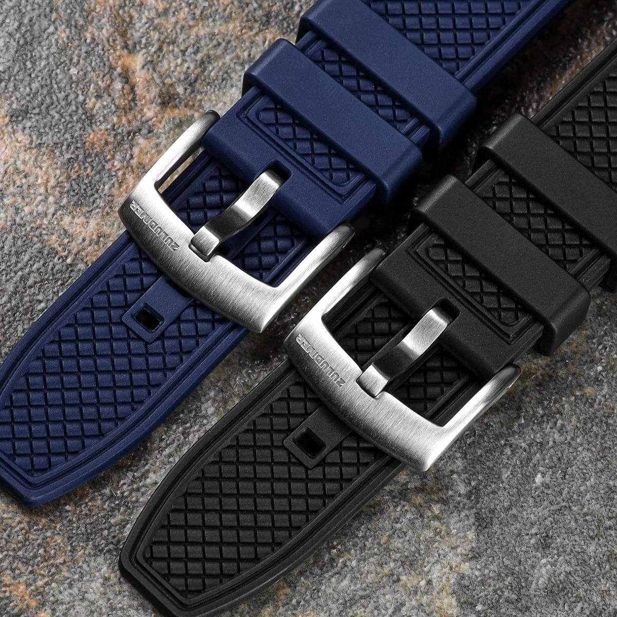 ZULUDIVER Saltdean FKM Rubber Watch Strap - Blue - Image 5