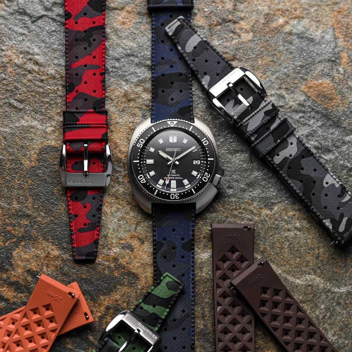 ZULUDIVER Tropic Style FKM Rubber Watch Strap - Camouflage Blue - Image 5