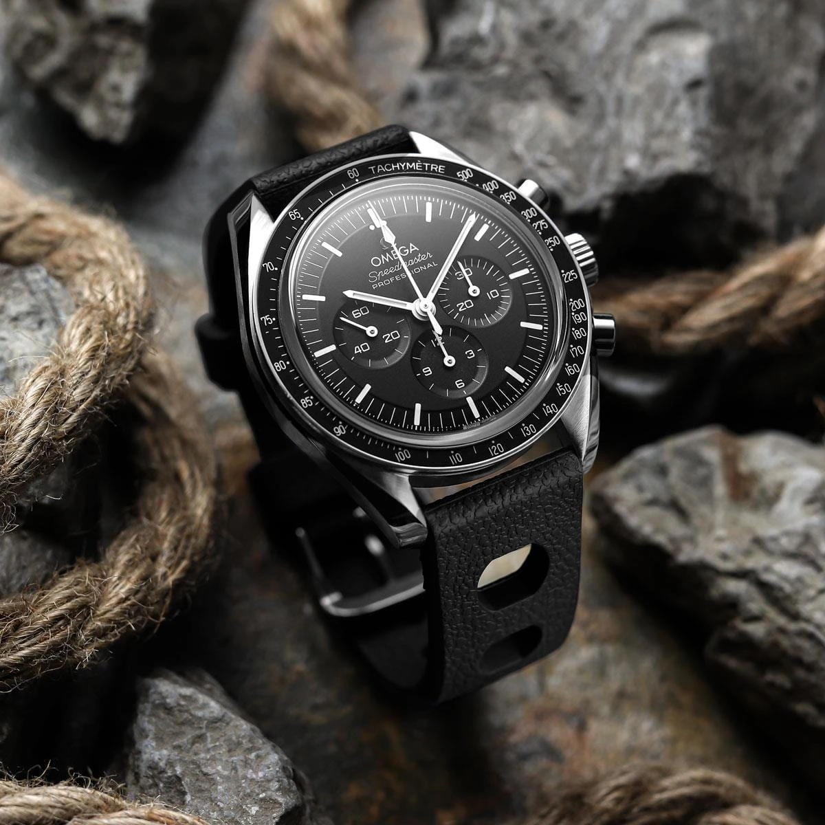 ZULUDIVER Tropical Regis Rubber Watch Strap - Black - Image 3