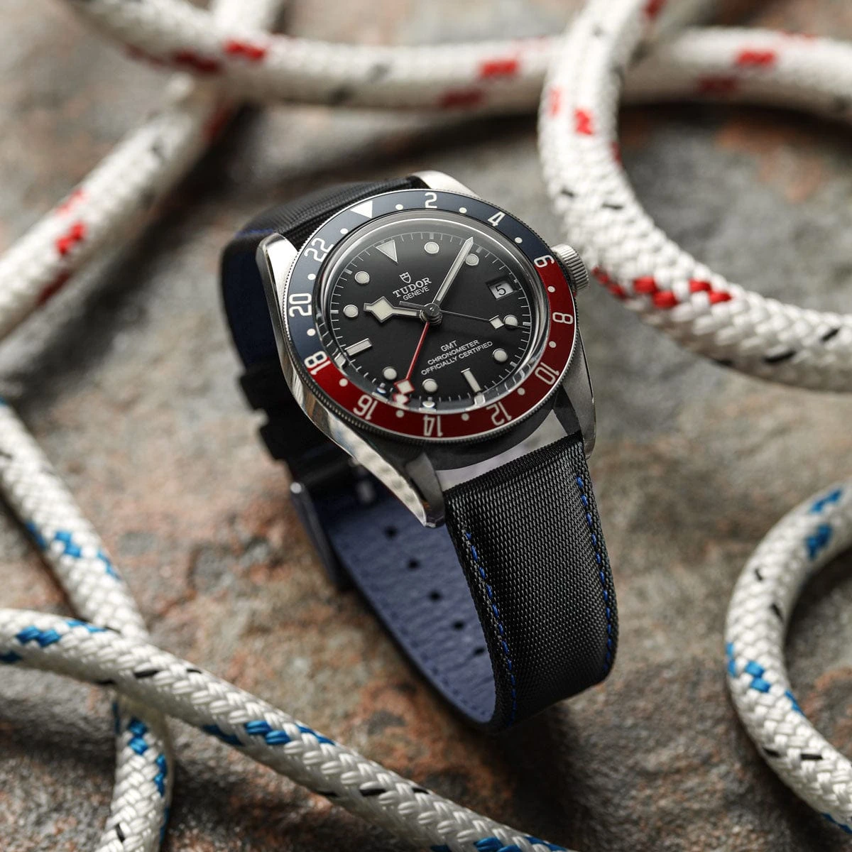 ZULUIDIVER Mayday Regatta Sailcloth Divers Watch Strap - Blue - Image 4