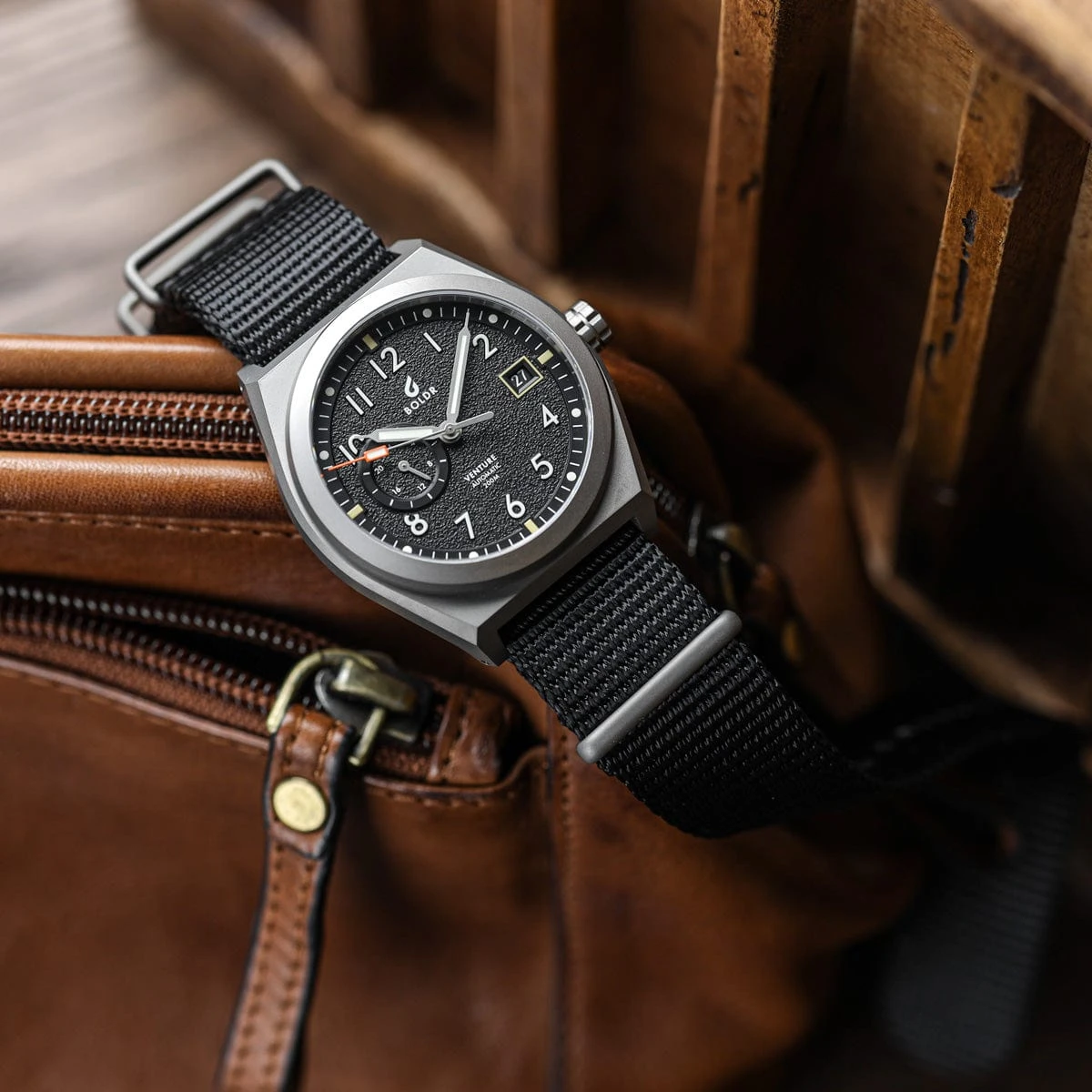 Boldr Venture Wayfarer Automatic Watch - Black - Image 4