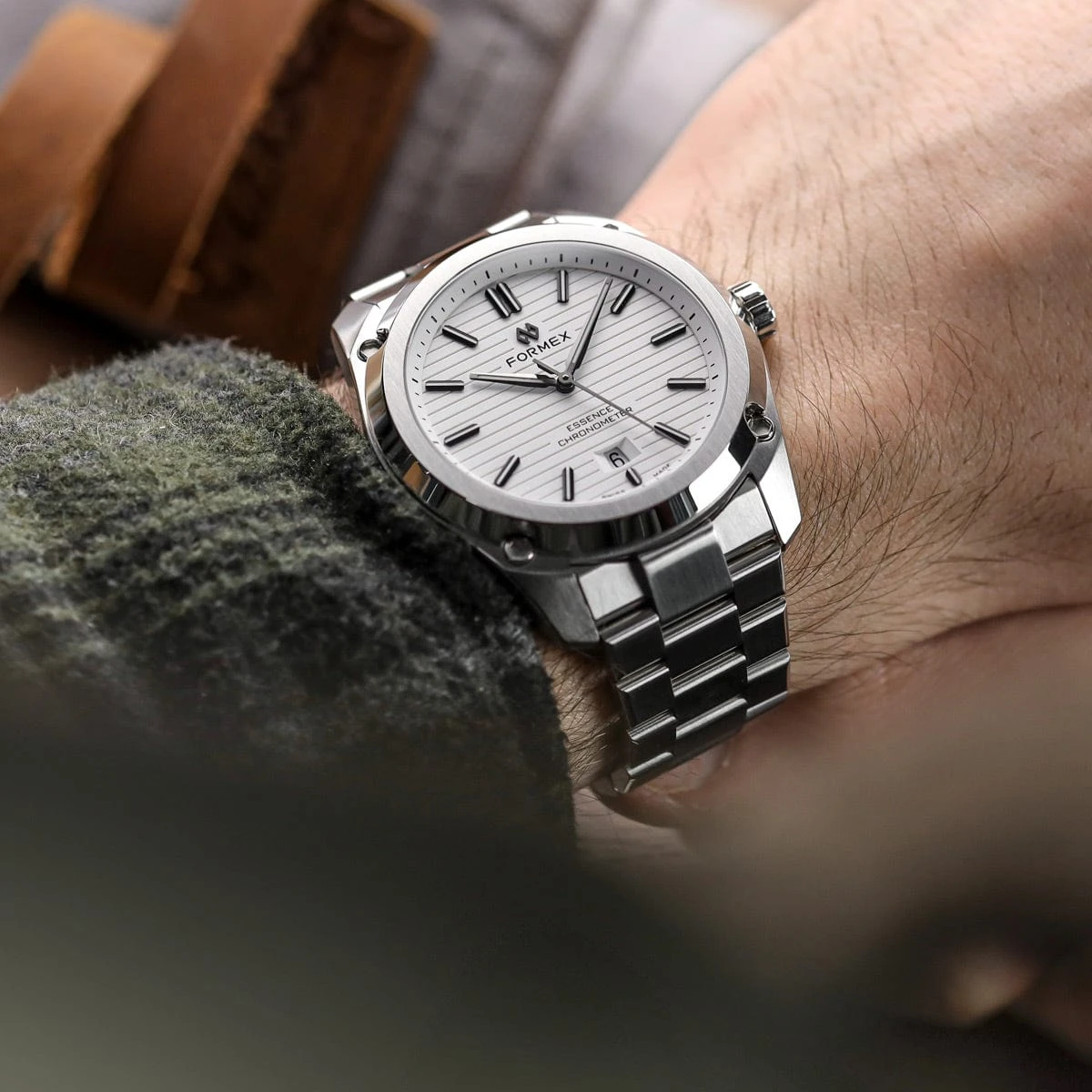 Formex Essence 39 Automatic Chronometer Watch - Dégradé Grey / Steel Bracelet - Image 9