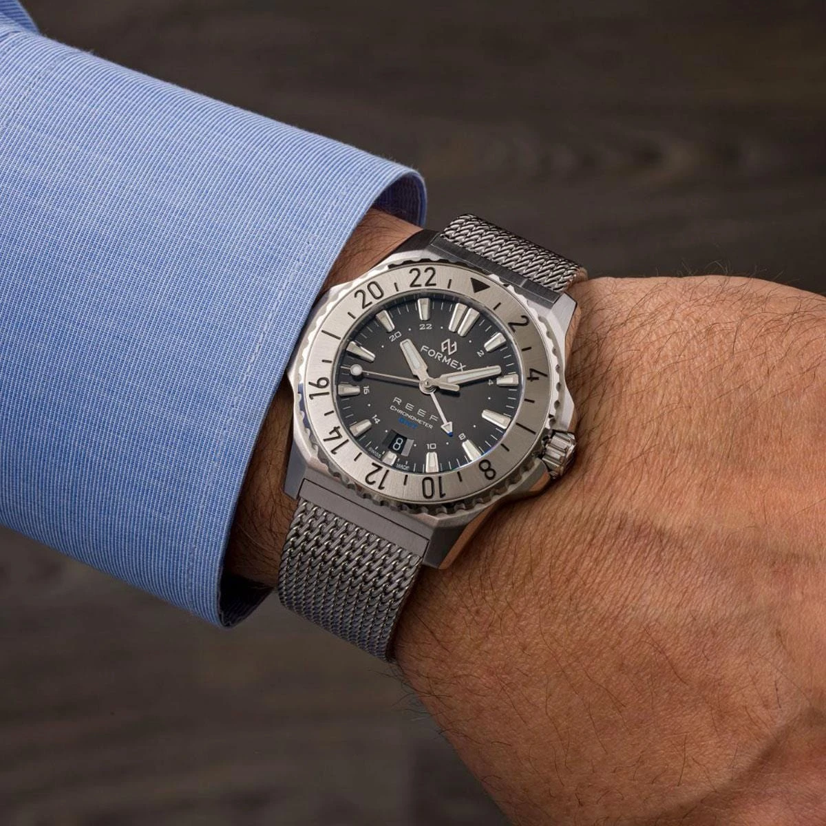 FORMEX REEF GMT - Green Dial - Stainless Steel Bracelet - Image 8