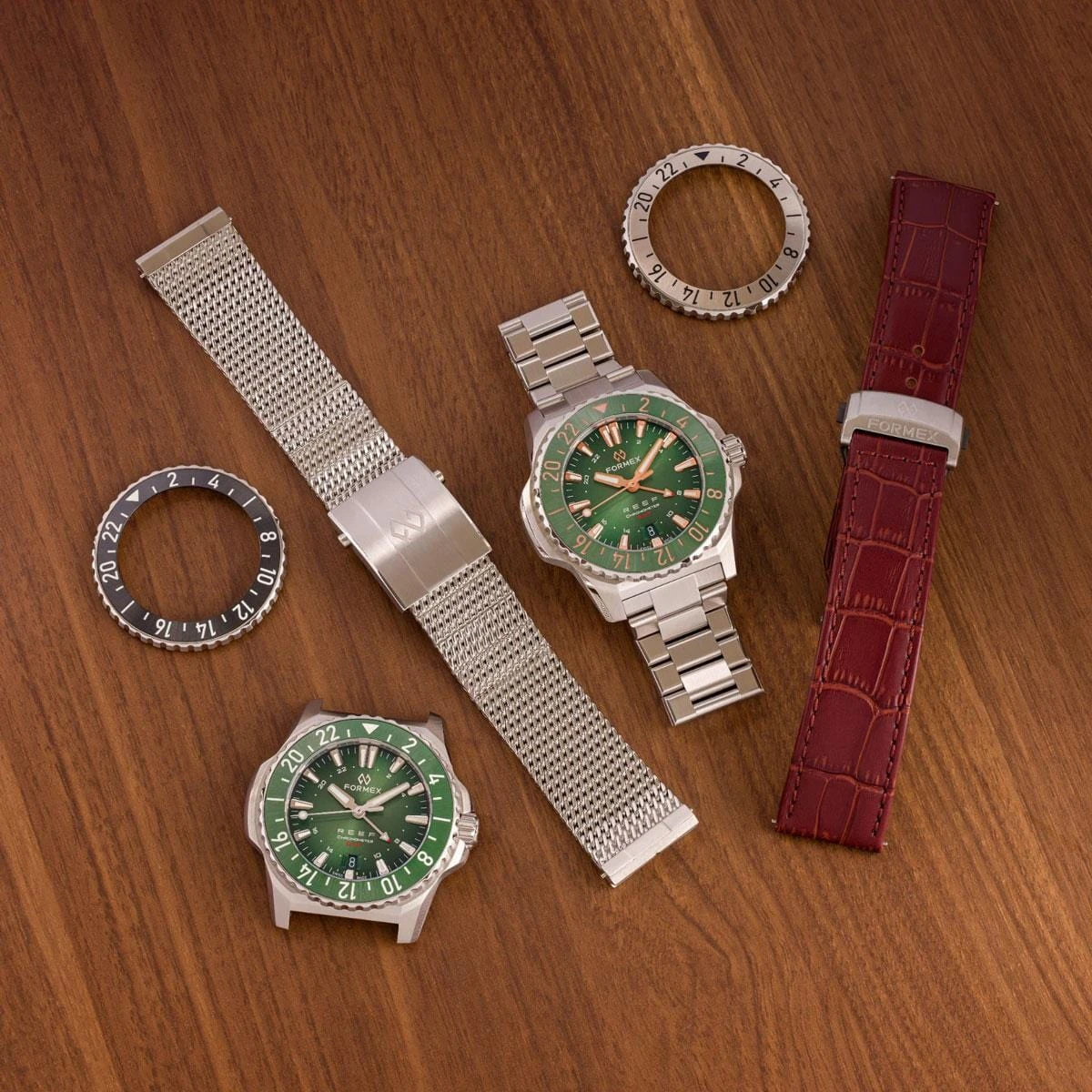 FORMEX REEF GMT - White Dial - Stainless Steel Bracelet - Image 6