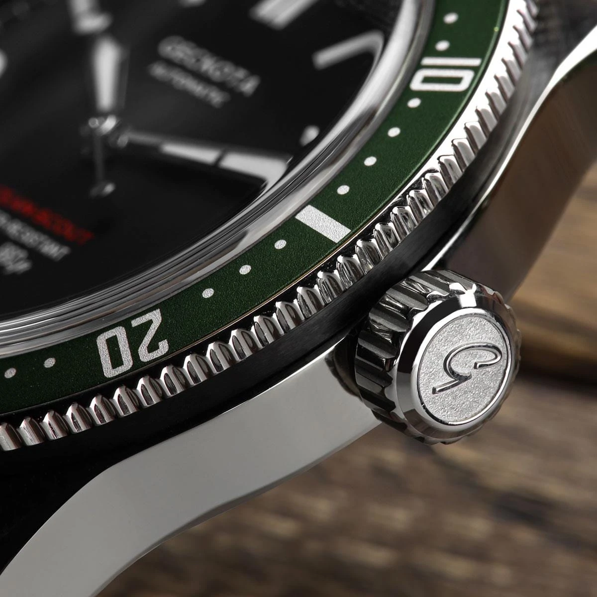 Geckota Ocean-Scout Dive Watch - Emerald Green - Black Nylon Strap - Image 11