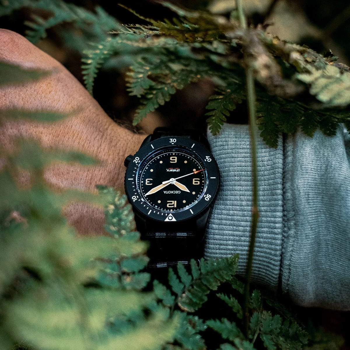 Geckota S-01 Phalanx Special Operations Watch - Blackout Edition - Tactical Set - Image 6