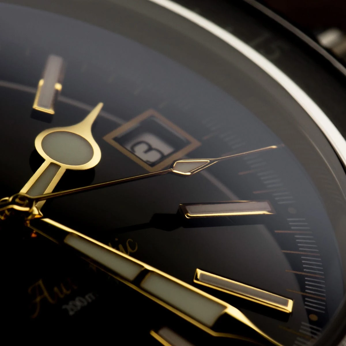 Geckota Sea Hunter Automatic Diver's Watch - Green Bezel - Image 6