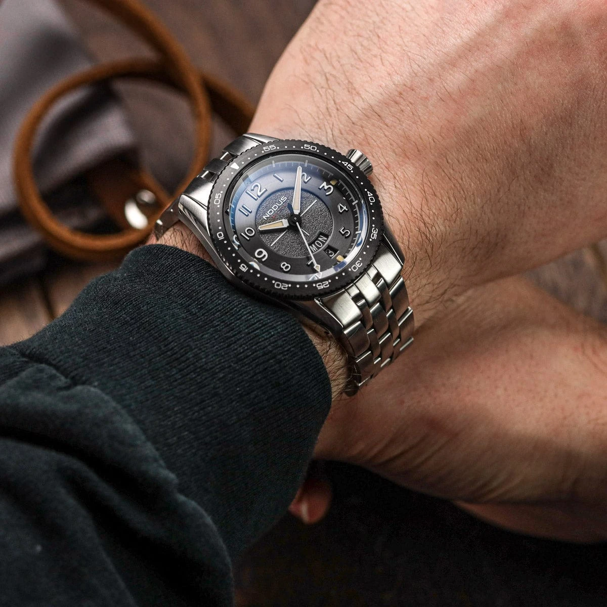 Nodus Sector Pilot Automatic Watch - Corsair Grey - Stainless Steel Bezel - Image 5