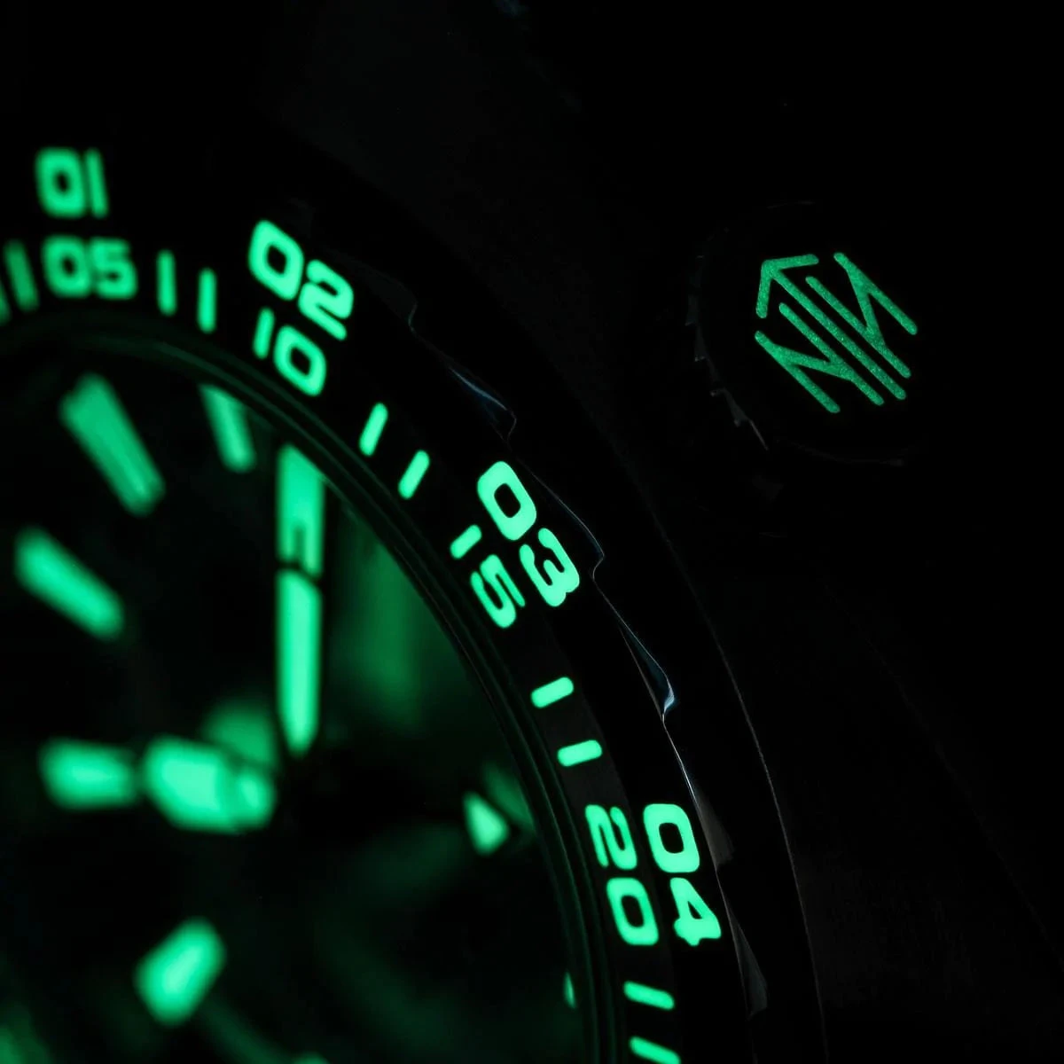 NTH DevilRay GMT Dive Watch - Date - White - Image 9