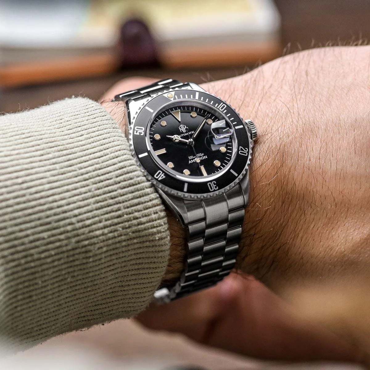 NTH Amphion Dive Watch - Onyx Black - WatchGecko Exclusive - Image 2