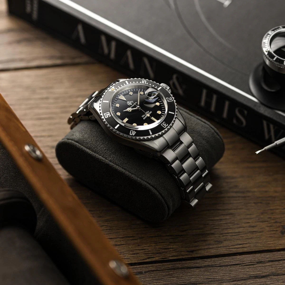 NTH Amphion Dive Watch - Onyx Black - WatchGecko Exclusive - Image 4