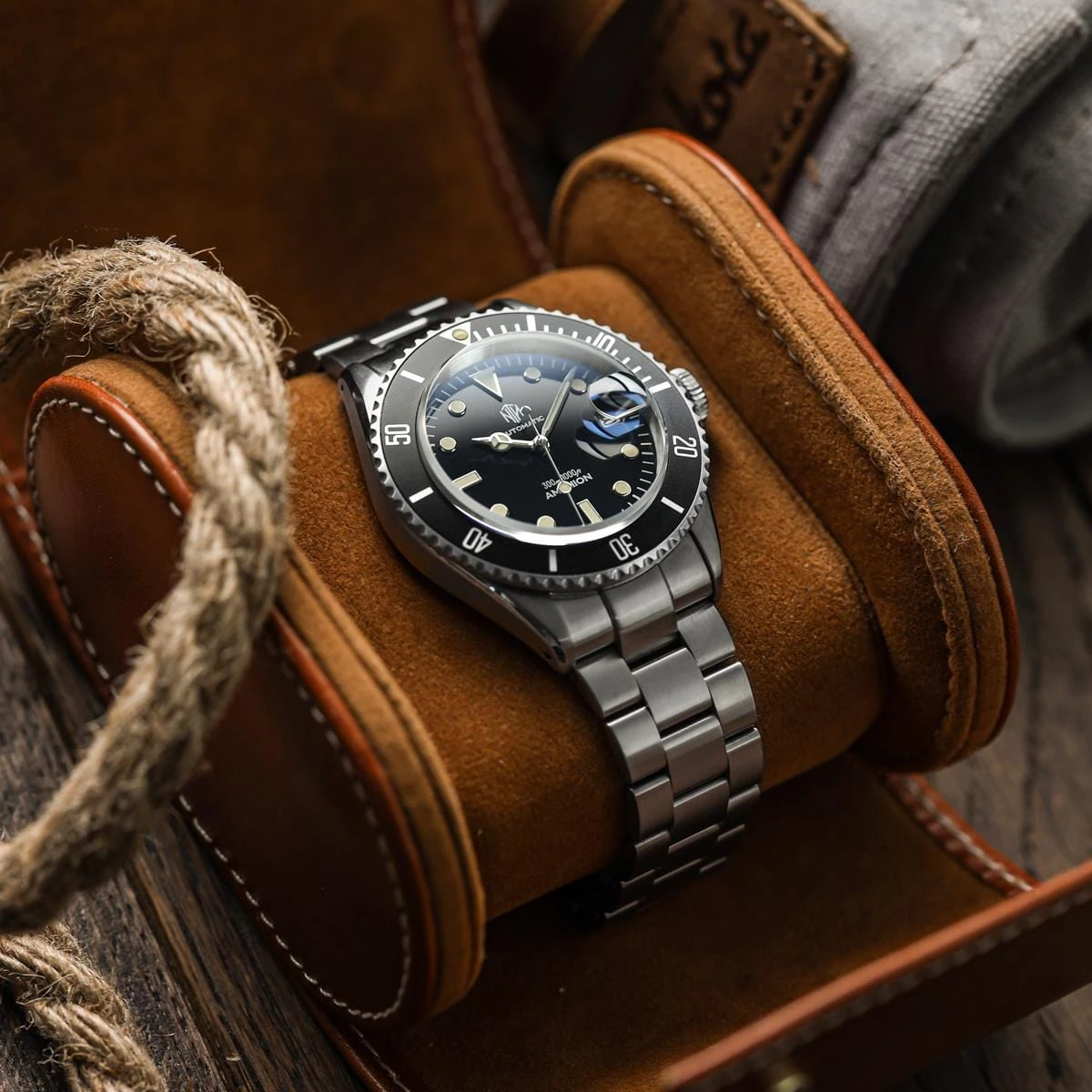 NTH Amphion Dive Watch - Onyx Black - WatchGecko Exclusive - Image 3