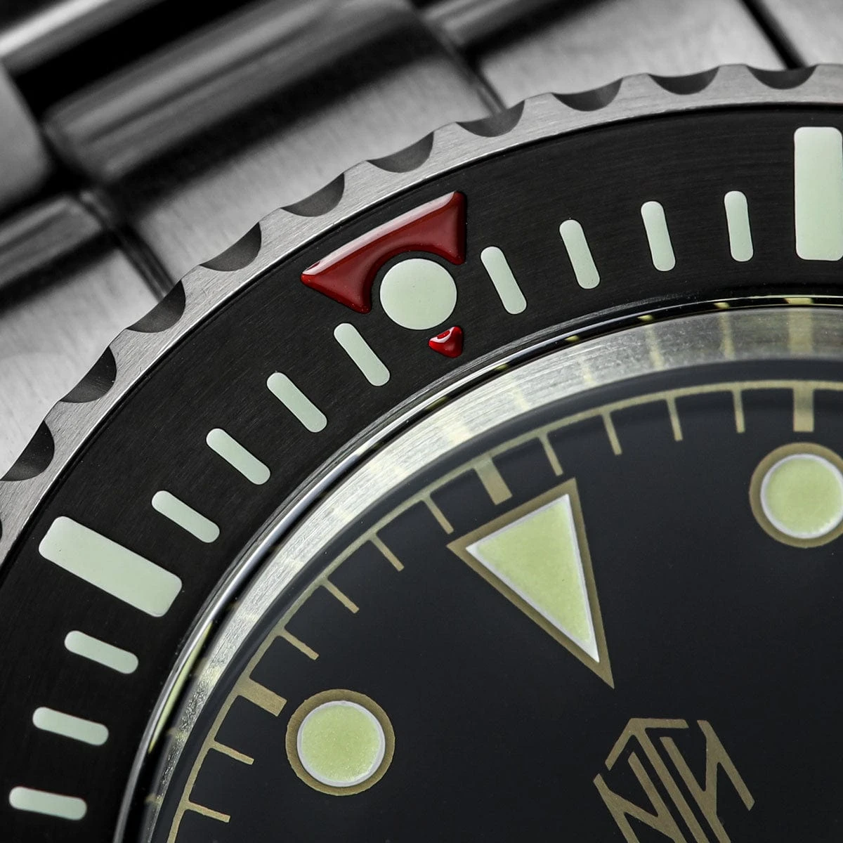 NTH Amphion Dive Watch - Vintage Gilt - Date - Image 14