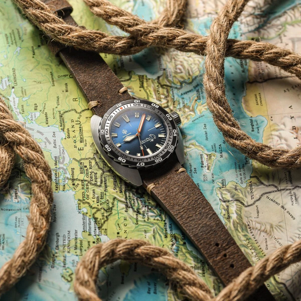 NTH DevilRay - Blue Fade - Leather Strap - WatchGecko Exclusive - Image 5