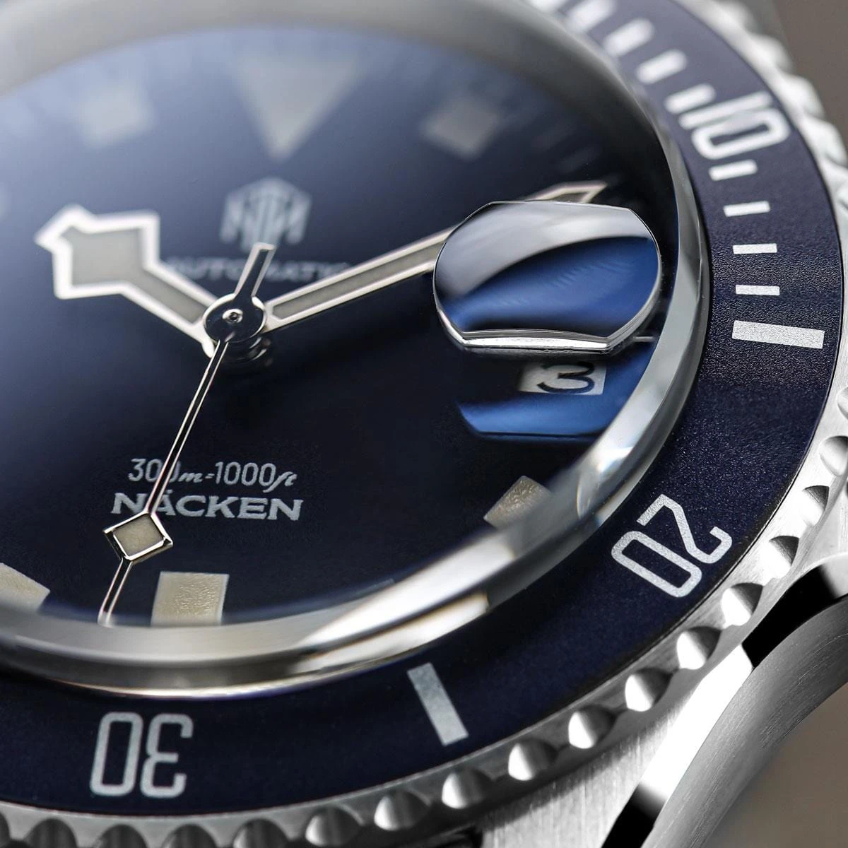 NTH Näcken Dive Watch - Admiral Blue - WatchGecko Exclusive - Image 7