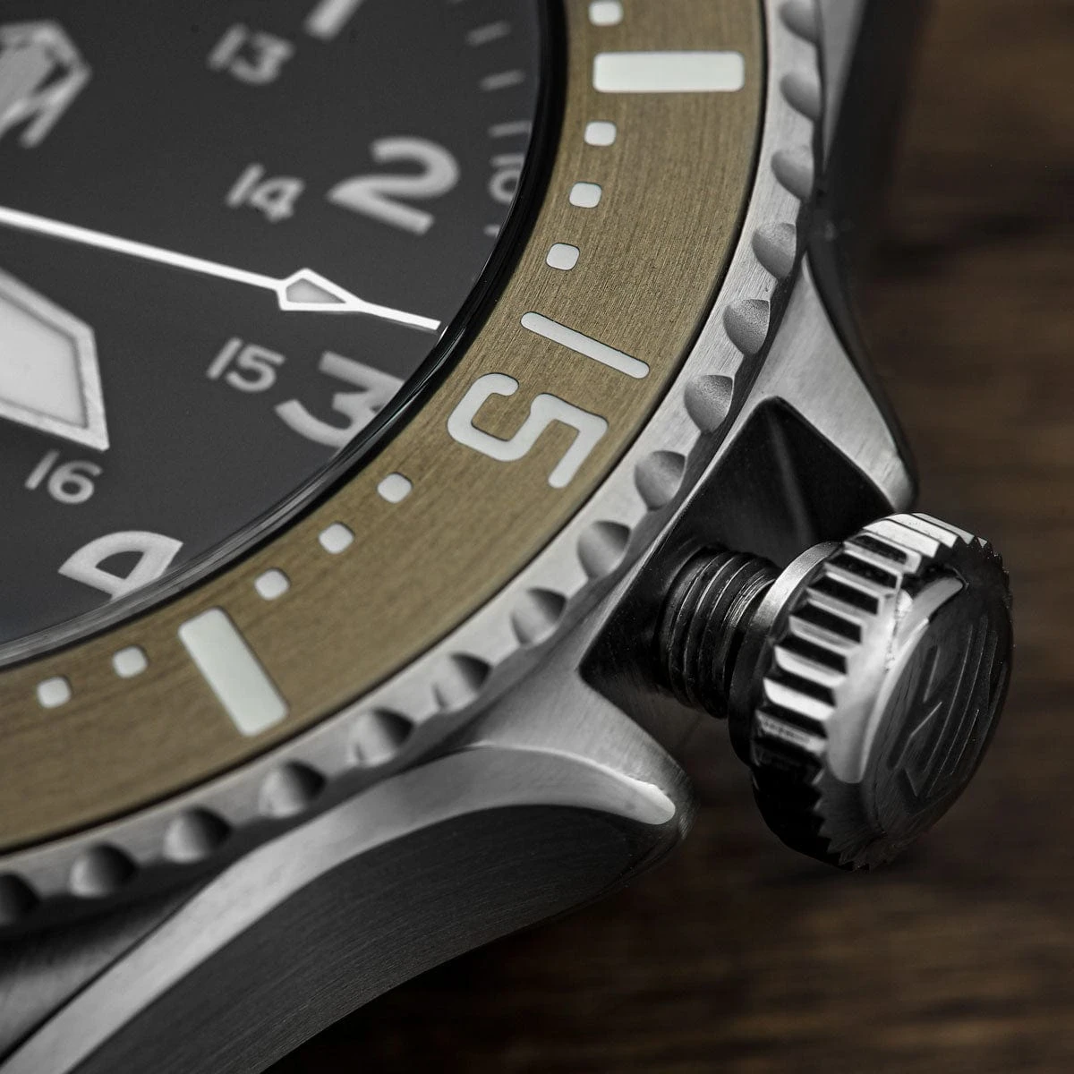 NTH The Mack Dive Watch - Oyster Bracelet - Date - Image 18