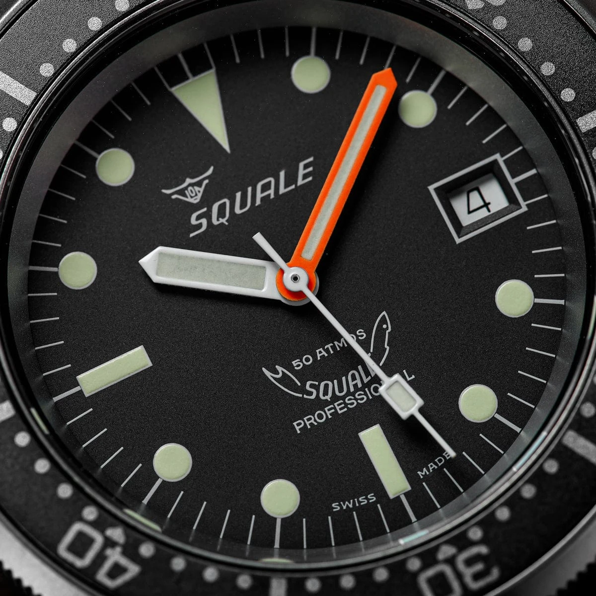 Squale 1521 Swiss Made Diver's Watch Black Dial Polished Case - Rubber - Image 3